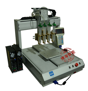 熱熔膠自動(dòng)點(diǎn)膠機(jī)有哪些優(yōu)點(diǎn)？